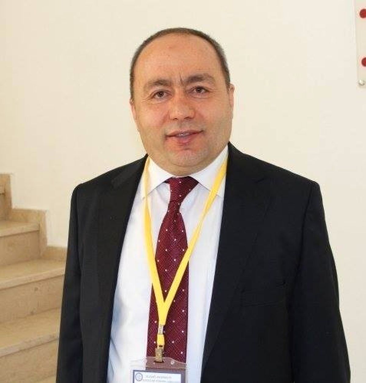 52 Yaşındaki Profesör Kalbine Yenik Düştü
