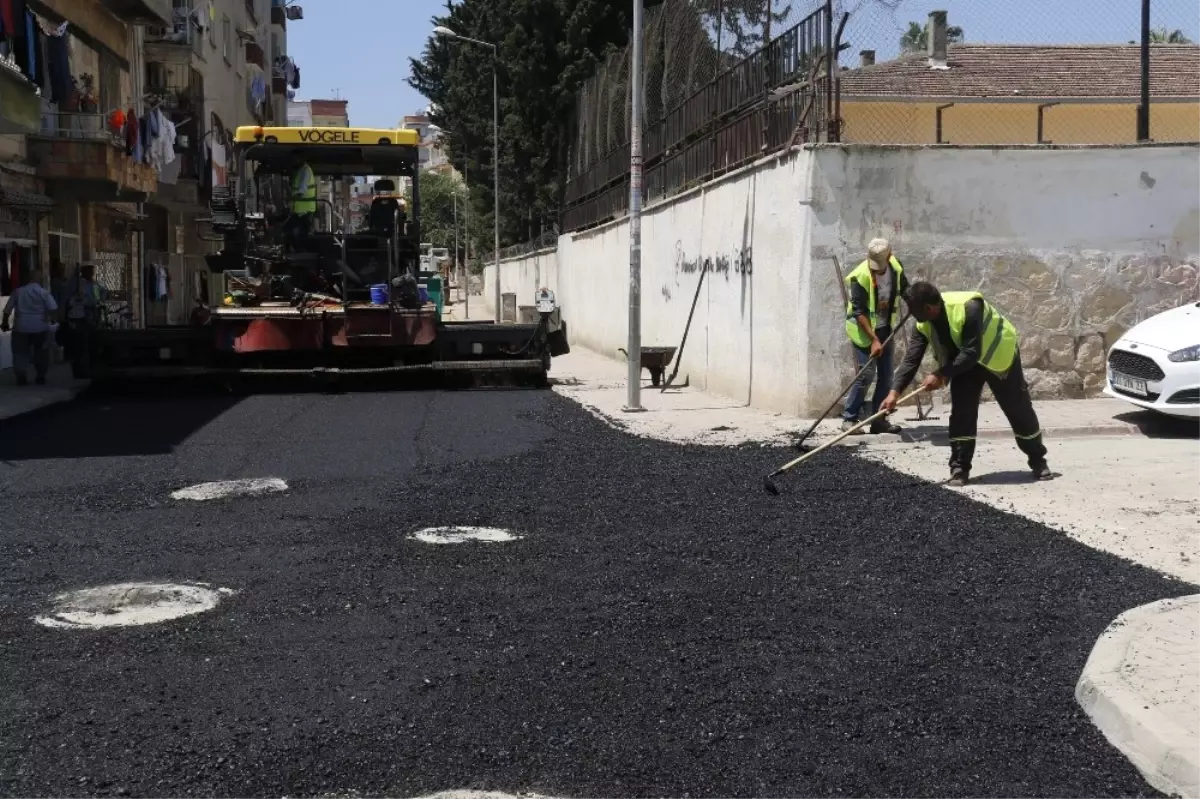 Akdeniz\'de Asfalt Çalışmaları Aralıksız Sürüyor