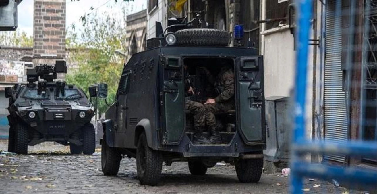 Diyarbakır\'da 43 Köyde Sokağa Çıkma Yasağı İlan Edildi