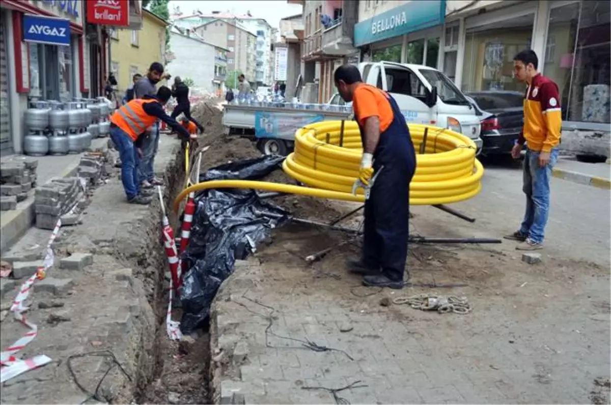 Lapseki\'de Doğal Gaz Çalışmaları Başladı