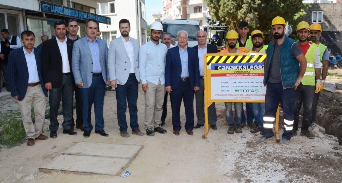 Lapseki\'de Doğal Gaz Hat Döşeme Çalışmaları Başladı