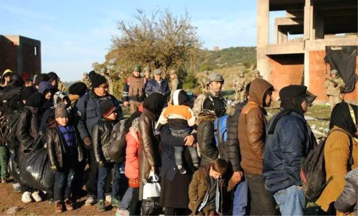 Okul Taşıtıyla" Sığınmacı Nakli - Muğla