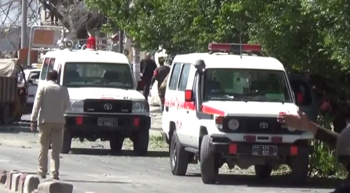 Afganistan\'da Canlı Bomba Saldırısı