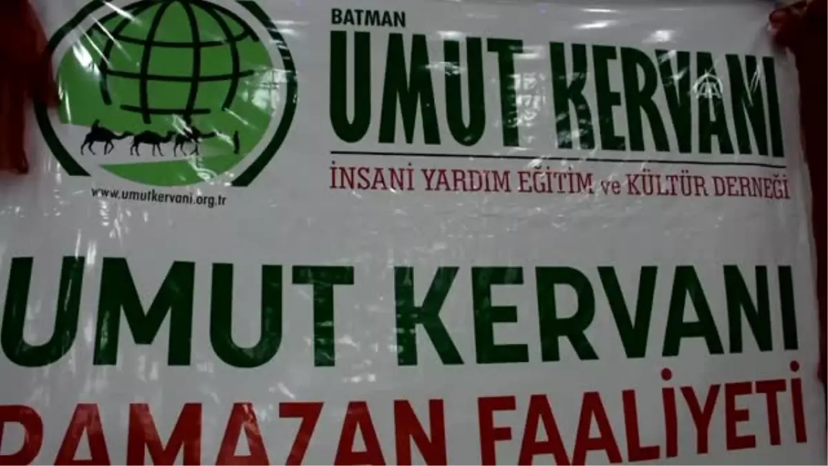 Batman\'da 500 Yetim Çocuk Için Iftar Sofrası Kuruldu