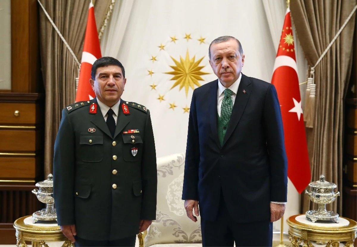 Cumhurbaşkanı Erdoğan, Ayim Başkanı Abdullah Arslan\'ı Kabul Etti