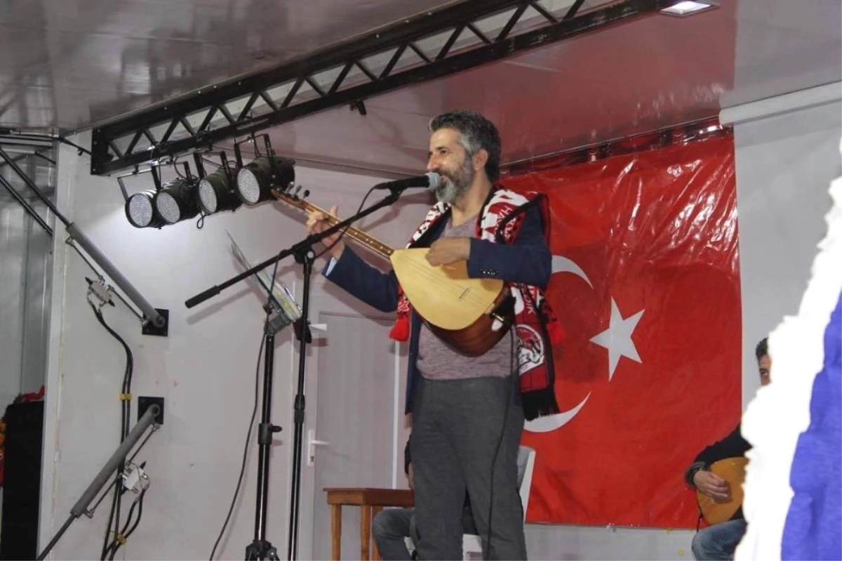 Gaziantep Ülkü Ocaklarından Muhteşem Konser