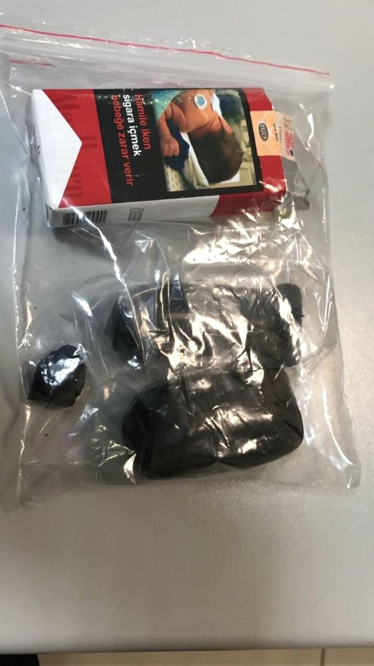 Havalimanında Uyuşturucu Operasyonu