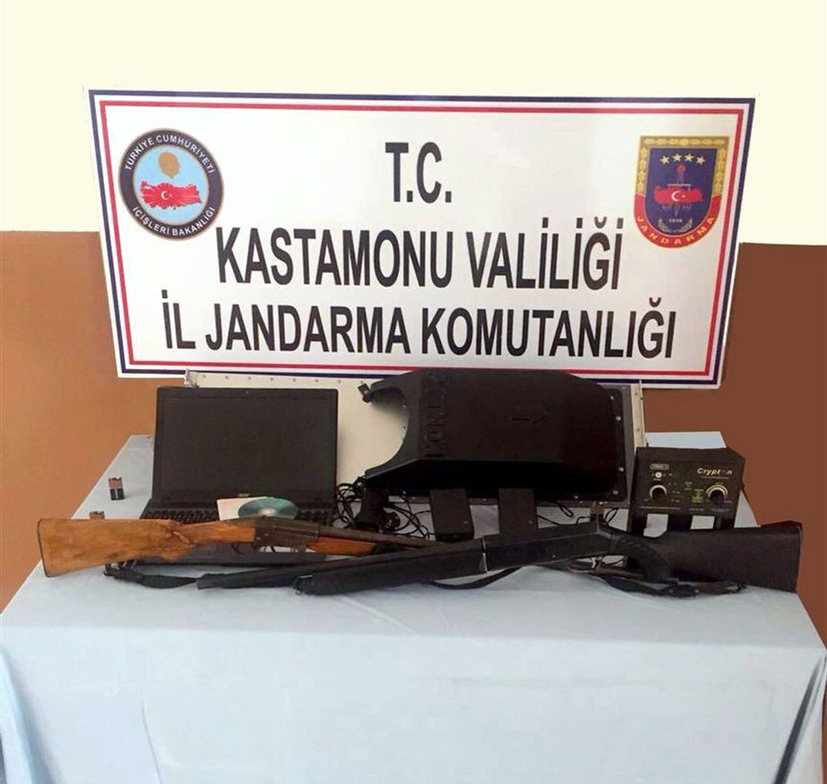 Jandarmadan Suç Çetesine Operasyon