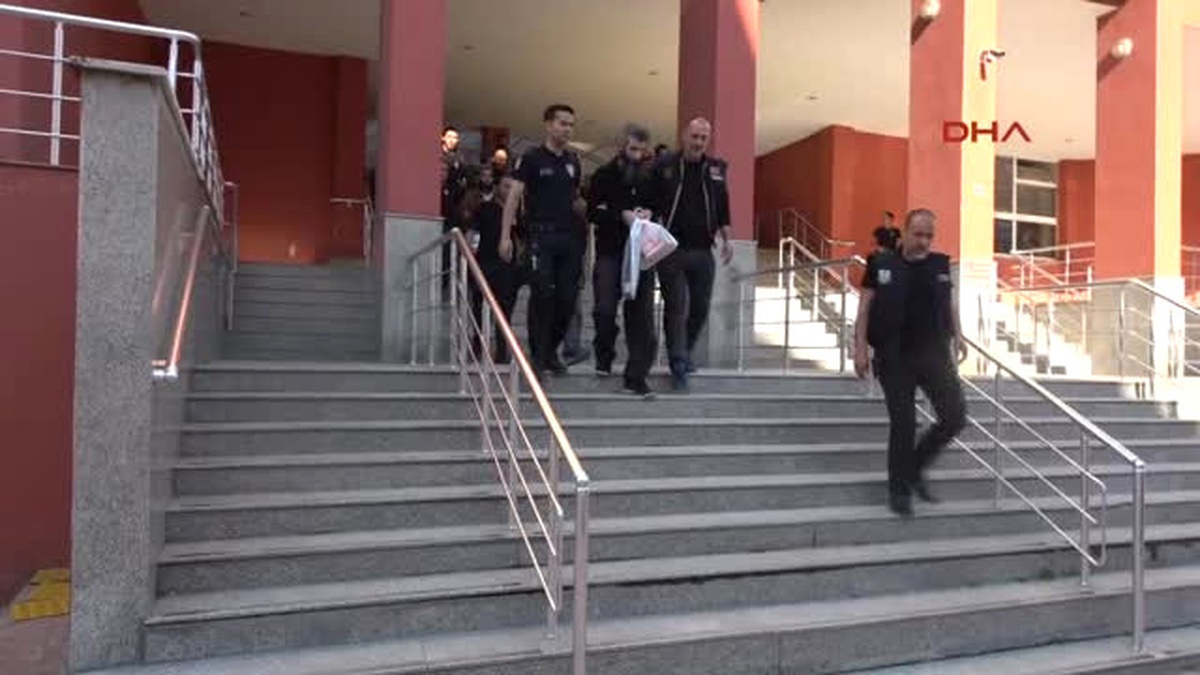 Kocaeli\'de Deaş Şüphelisi 8 Kişi Adliyeye Sevk Edildi (2)
