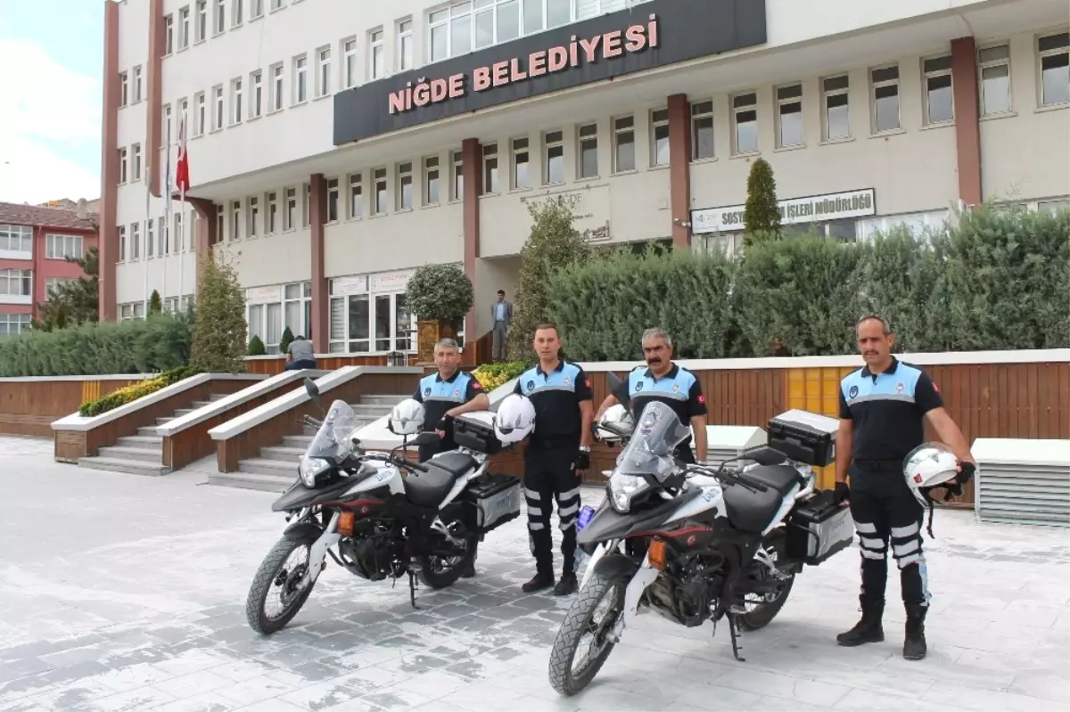 Niğde\'de Motosikletli Zabıtalar Görevde