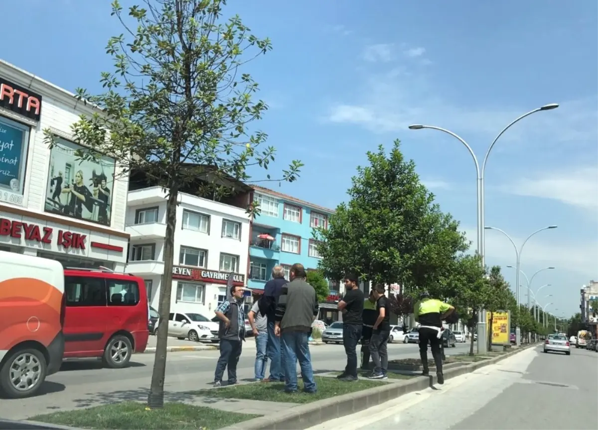 Sakarya\'da Trafik Kazası: 1 Yaralı