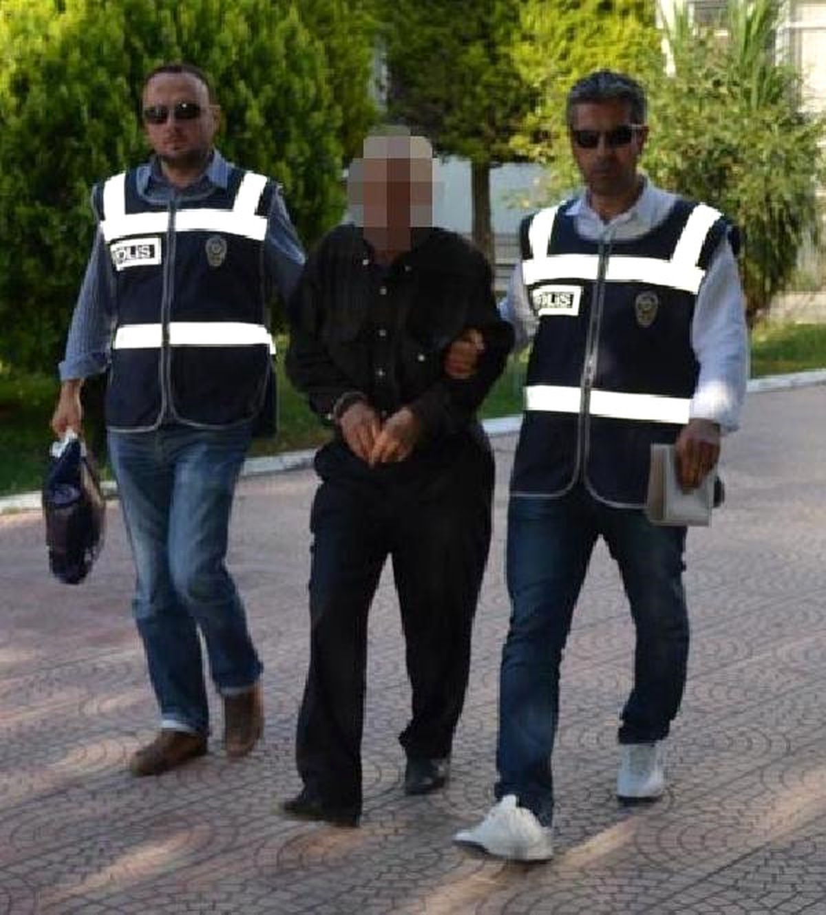 72 Yaşında Kız Çocuğunu Taciz Suçlamasıyla Tutuklandı
