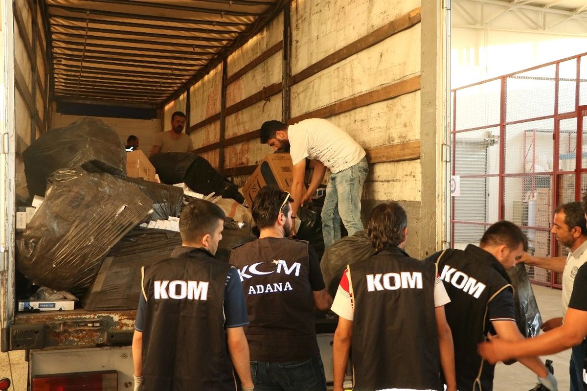 Adana\'da 50 Bin Paket Kaçak Sigara Ele Geçirildi