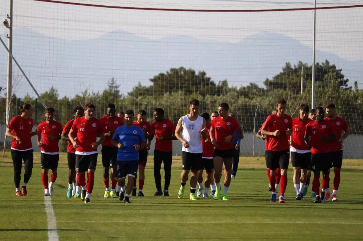 Antalyaspor, Gaziantepspor Maçının Hazırlıklarını Tamamladı