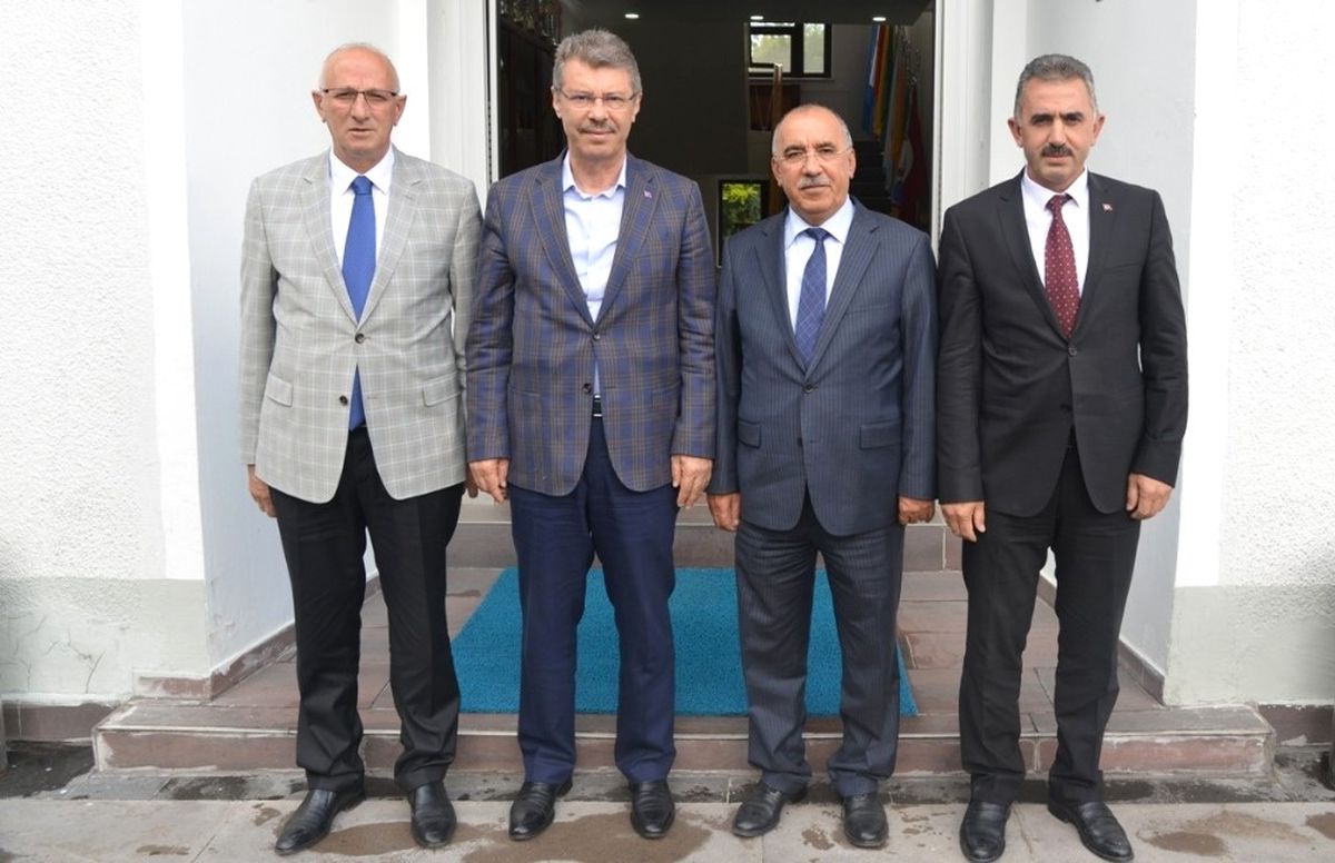 Başkan Akay\'a Tebrik Ziyaretleri Devam Ediyor