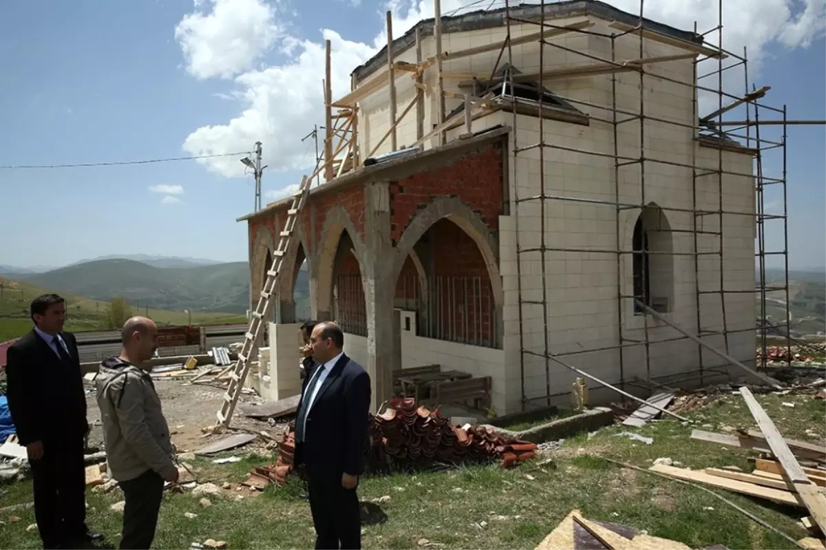 Bayburt Valisi Ustaoğlu, Öğrencilerle İftarda Buluştu