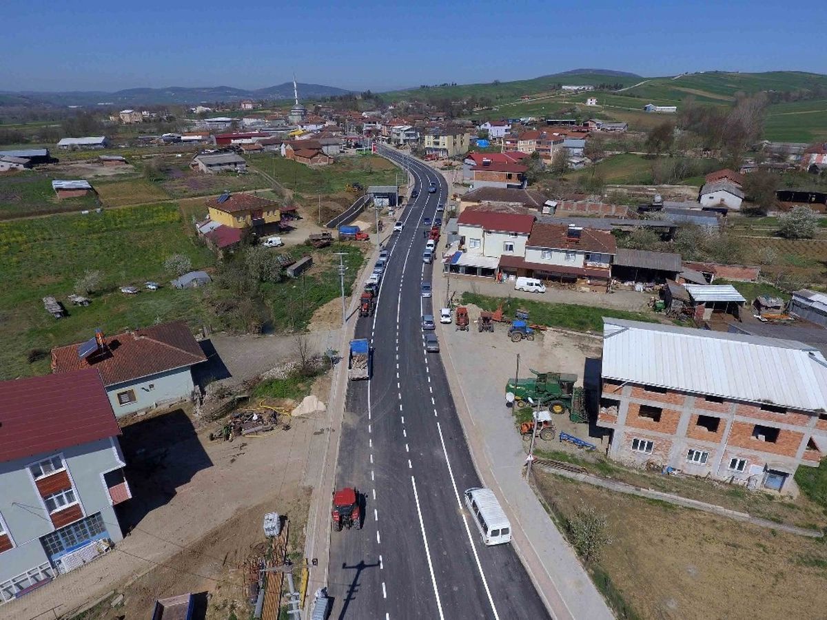 Çavuşlu ve İshakçılar Yolu Yenilendi