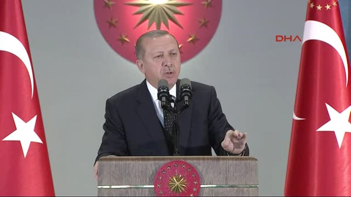 Cumhurbaşkanı Erdoğan, Şehit Tümgeneral  Aydoğan Aydın\'ın Yazdığı Şiiri Okudu (2)