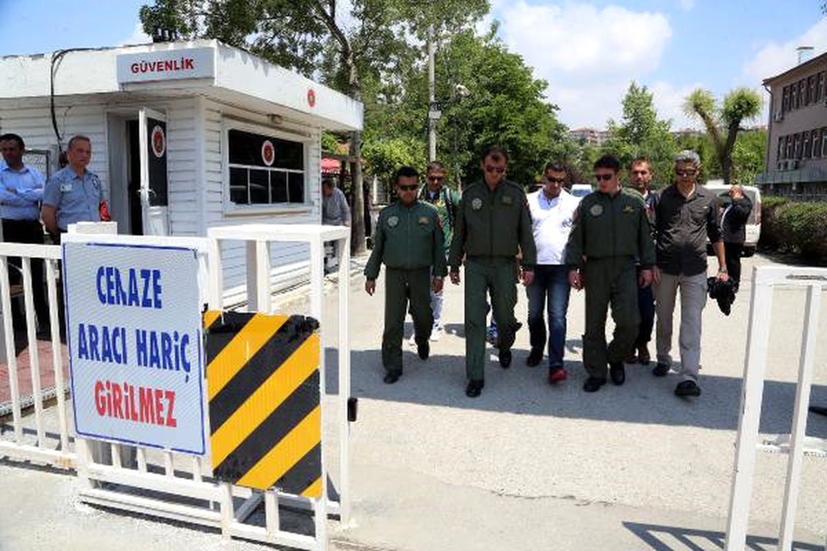 Dha Ankara - CHP Grup Başkanvekili Özel: Şehitlerin Kimlik Tespiti 8 İla 24 Saat Sürebilir