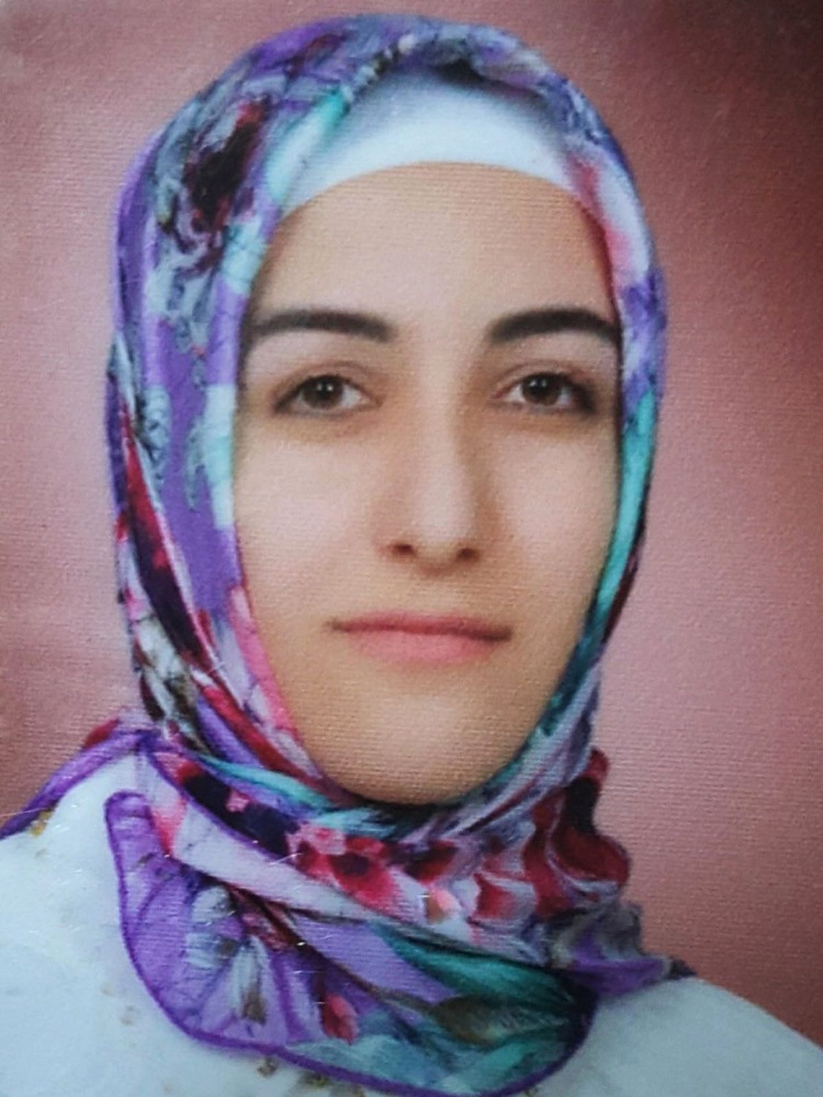 Eşiyle Tartışan 3 Aylık Hamile İntihar Etti