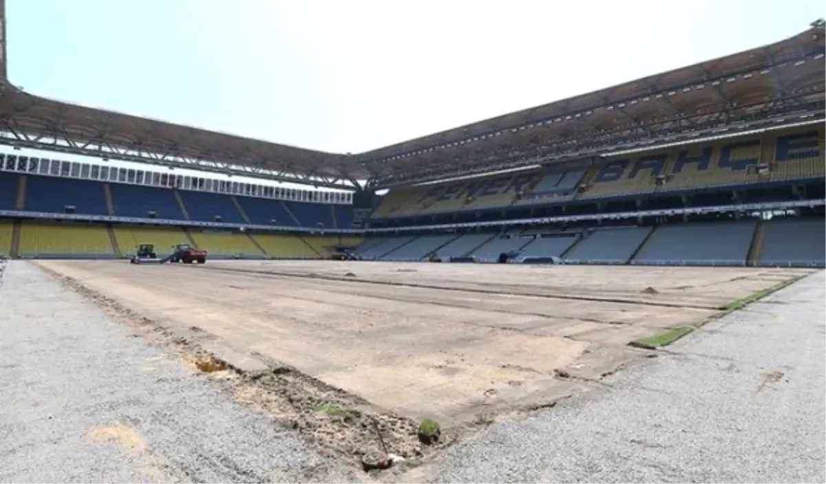 Fenerbahçe Tesislerini Yeni Sezona Hazırlıyor