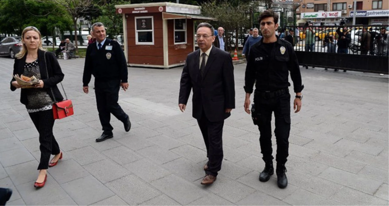 Atatürk\'e Hakaretten Tutuklanan Süleyman Yeşilyurt Serbest