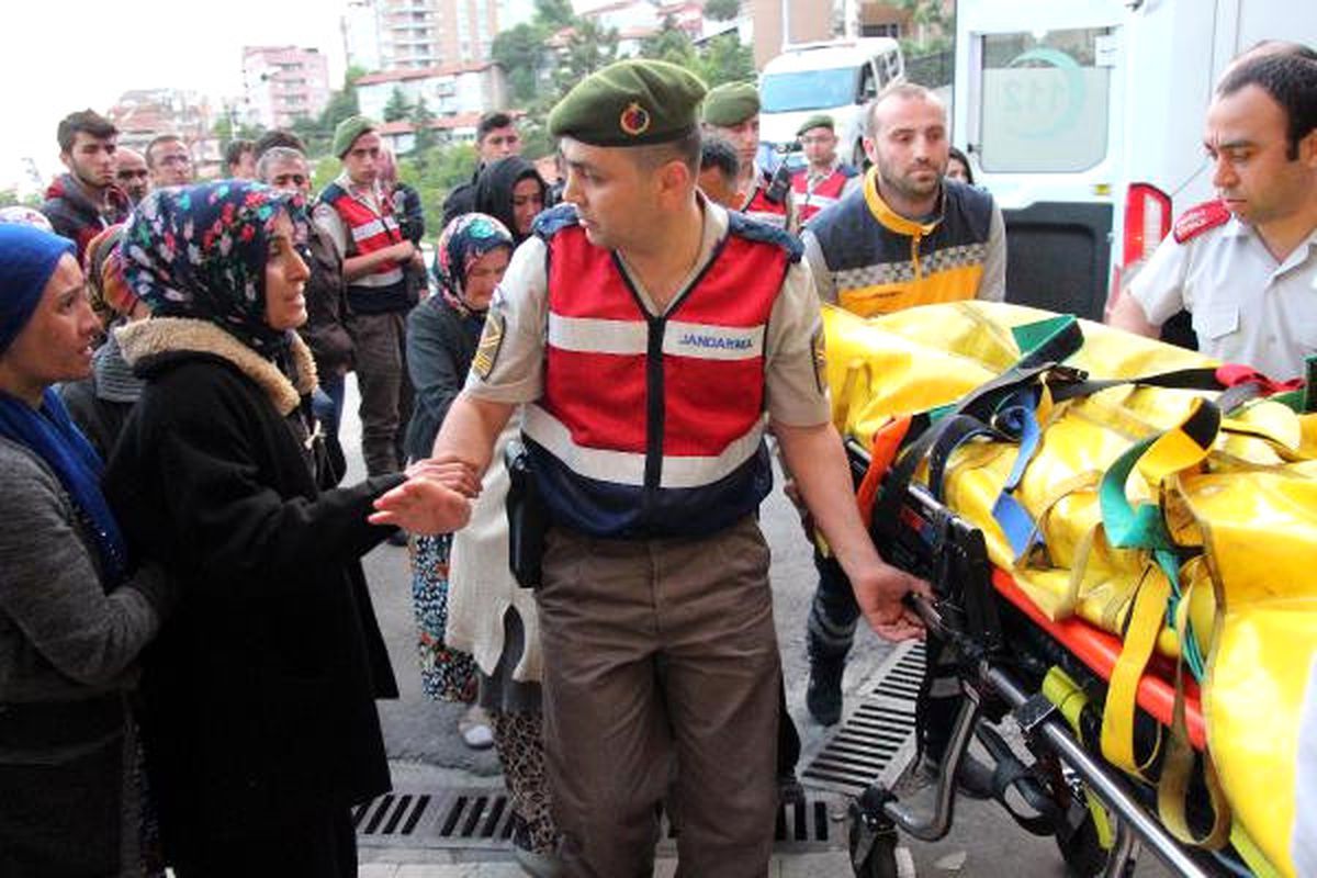 Göçükte Mahsur Kalan İşçinin Cesedine 31 Saat Sonra Ulaşıldı