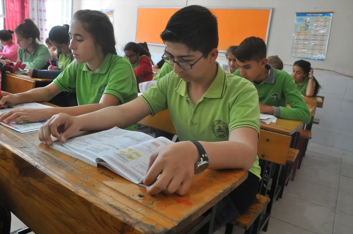 Hastalığı Nedeniyle Okula Gidemeyen Öğrencinin Teog Başarısı