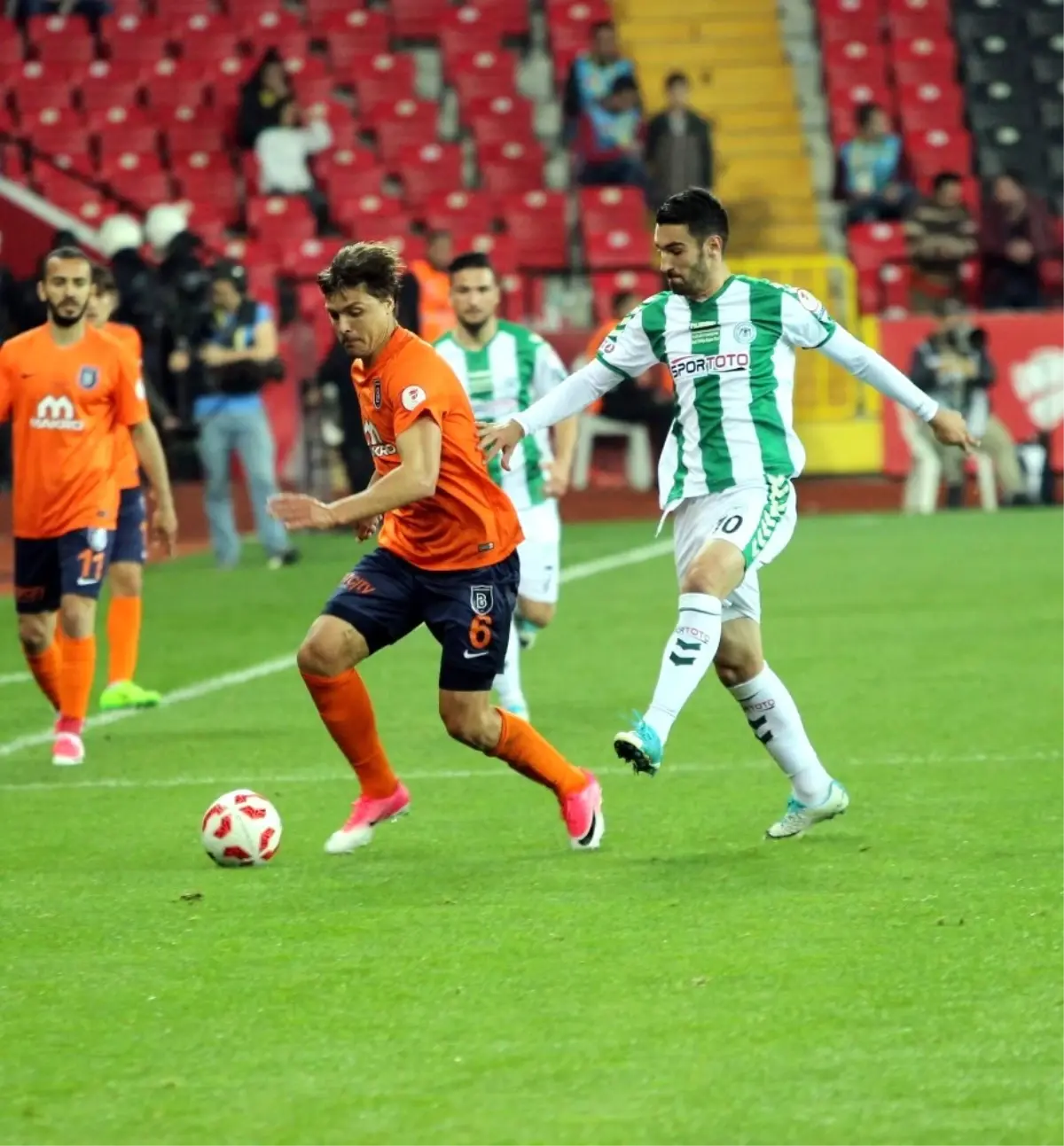 Medipol Başakşehir-Atiker Konyaspor: 1-4 (Penaltılarla) Ziraat Türkiye Kupası Atiker Konyaspor\'un