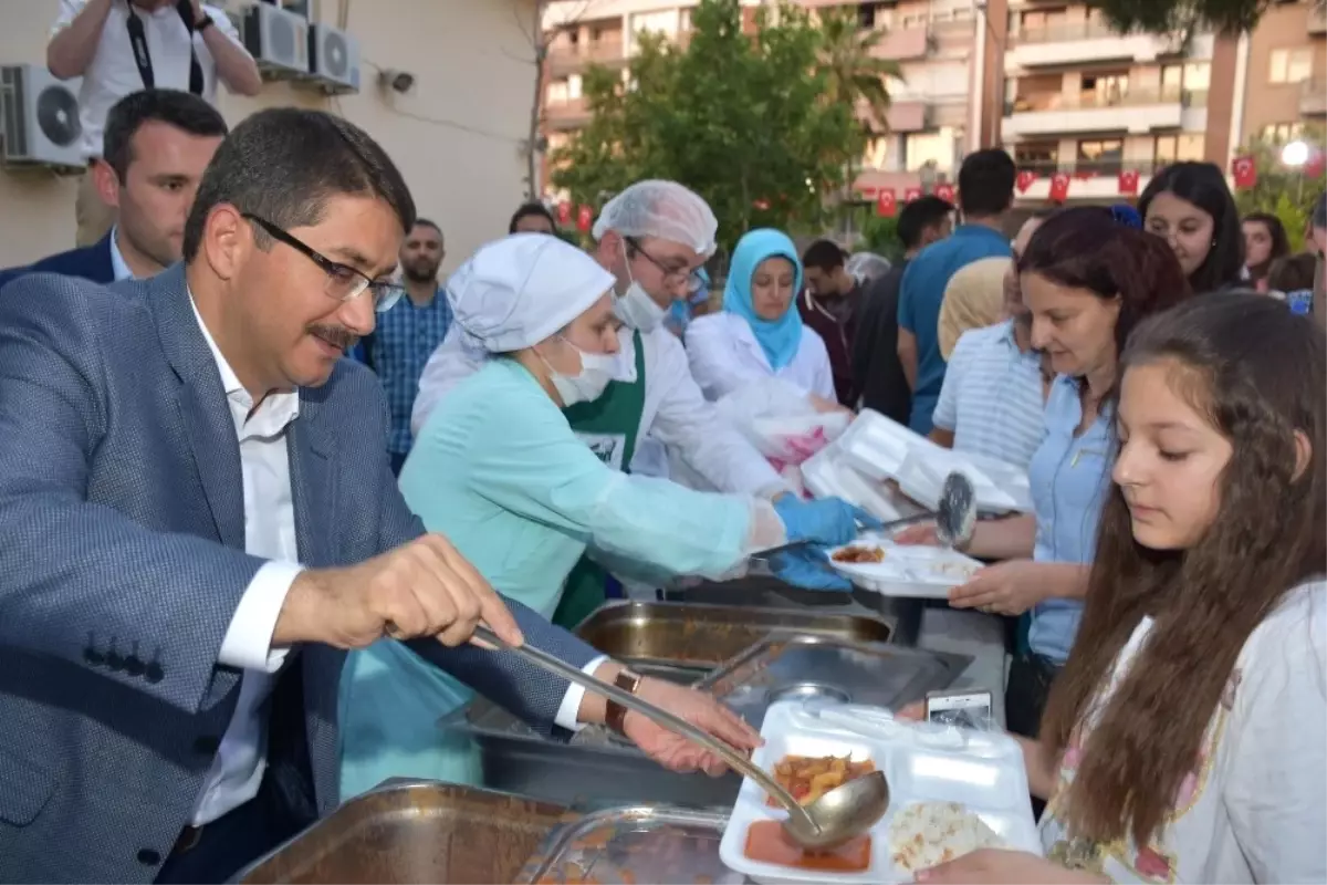 Mimar Sinan Mahallesi Sakinleri İftarda Buluştu