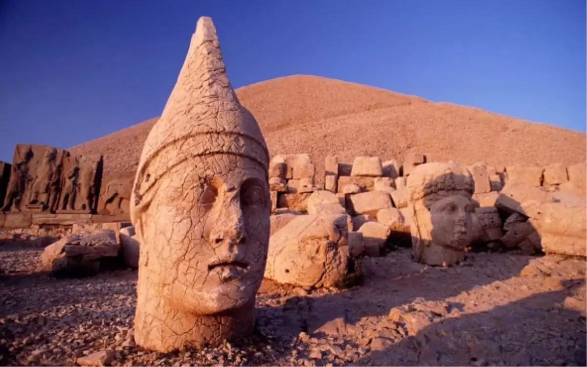 Nemrut\'a Ring Kuracaklar