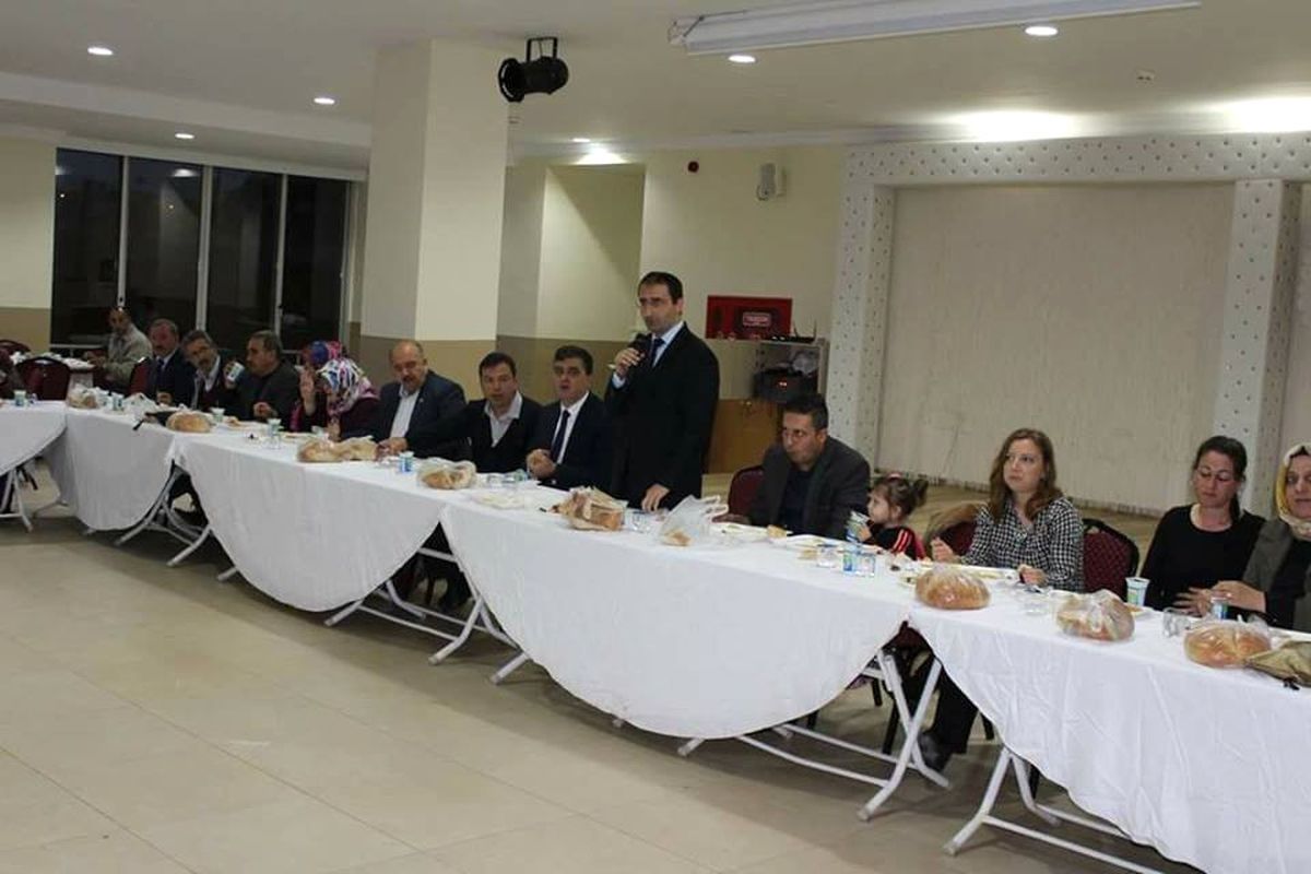 Pazaryeri Kaymakamlığı İftar Yemeği Verdi