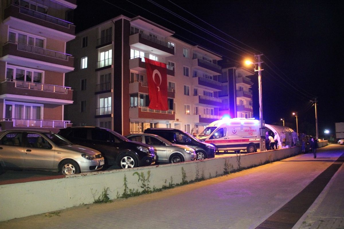Şehit Ateşi Çanakkale\'ye Düştü