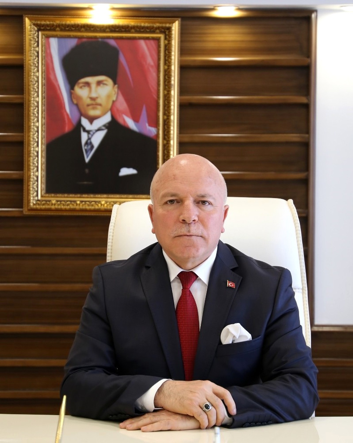 Sekmen: "Kahramanlarımızı Kaybetmenin En Derin Acısını Yaşıyoruz"