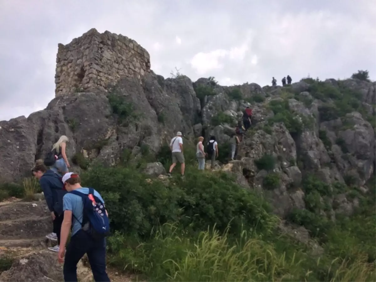 Tarihi ve Turistik Mekanları Gezmek İçin Pedal Çeviriyorlar