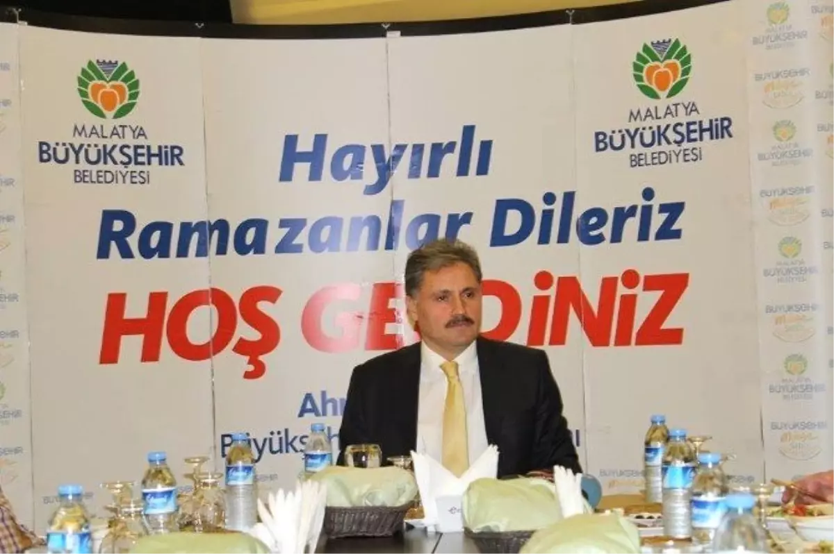 Başkan Çakır İftarda Basın Mensuplarıyla Buluştu