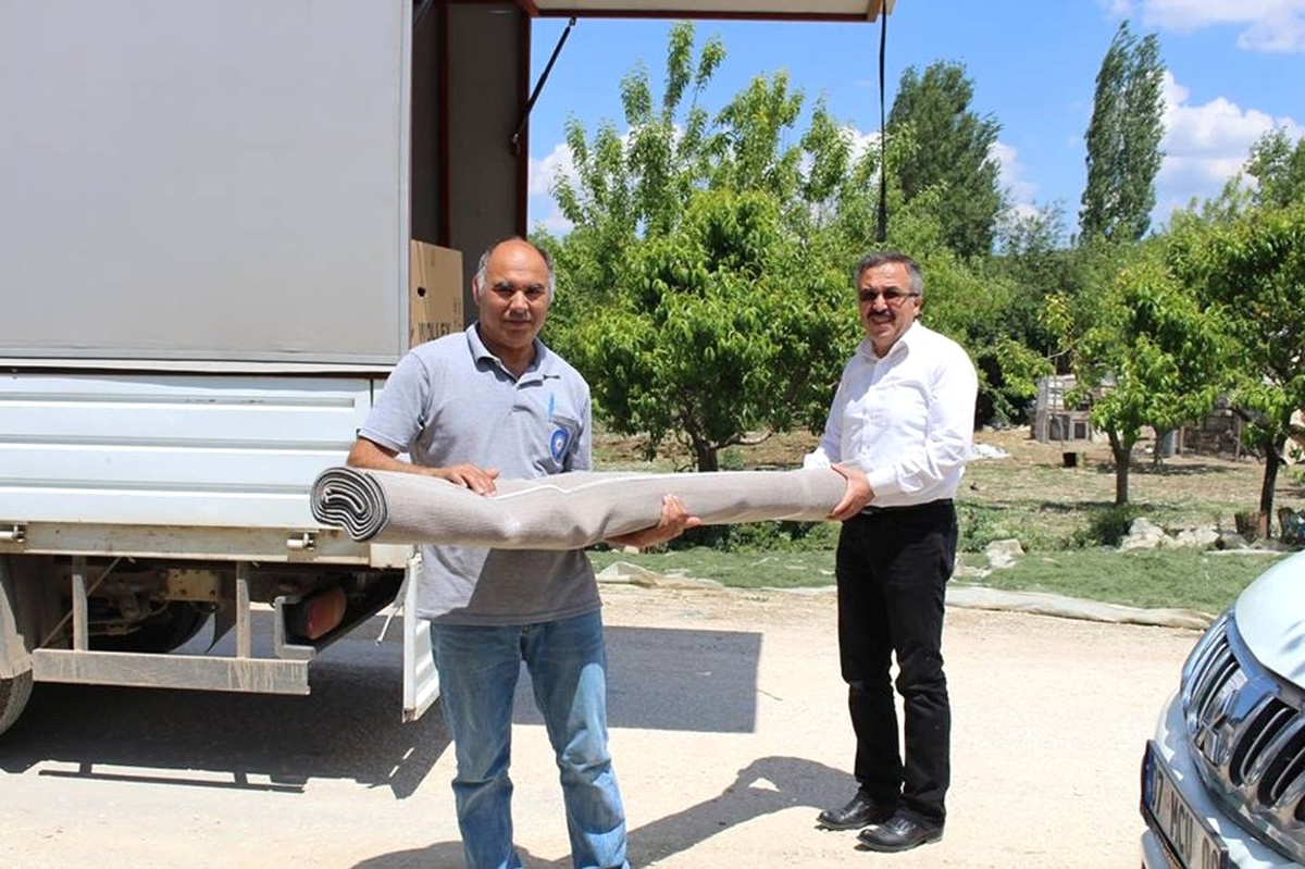 Büyükşehir Belediyesinden Hasta Yatağı ve Ev Eşyası Yardımı