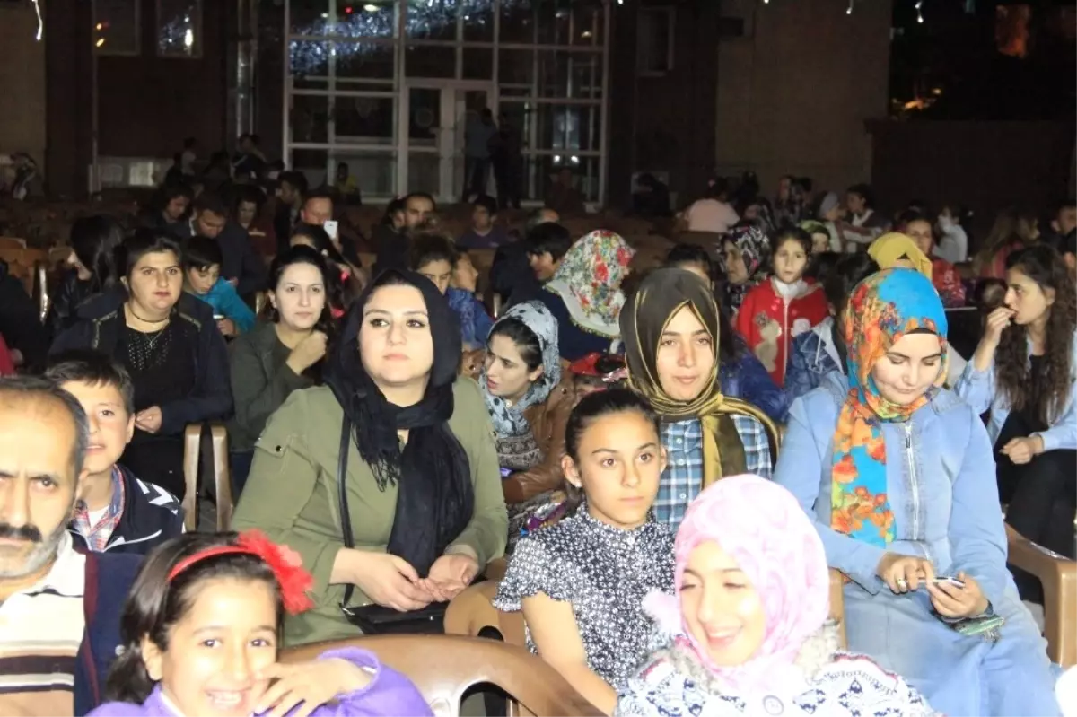 Hakkari\'de Helikopter Kazası Şehitleri İçin Mevlit Okutuldu