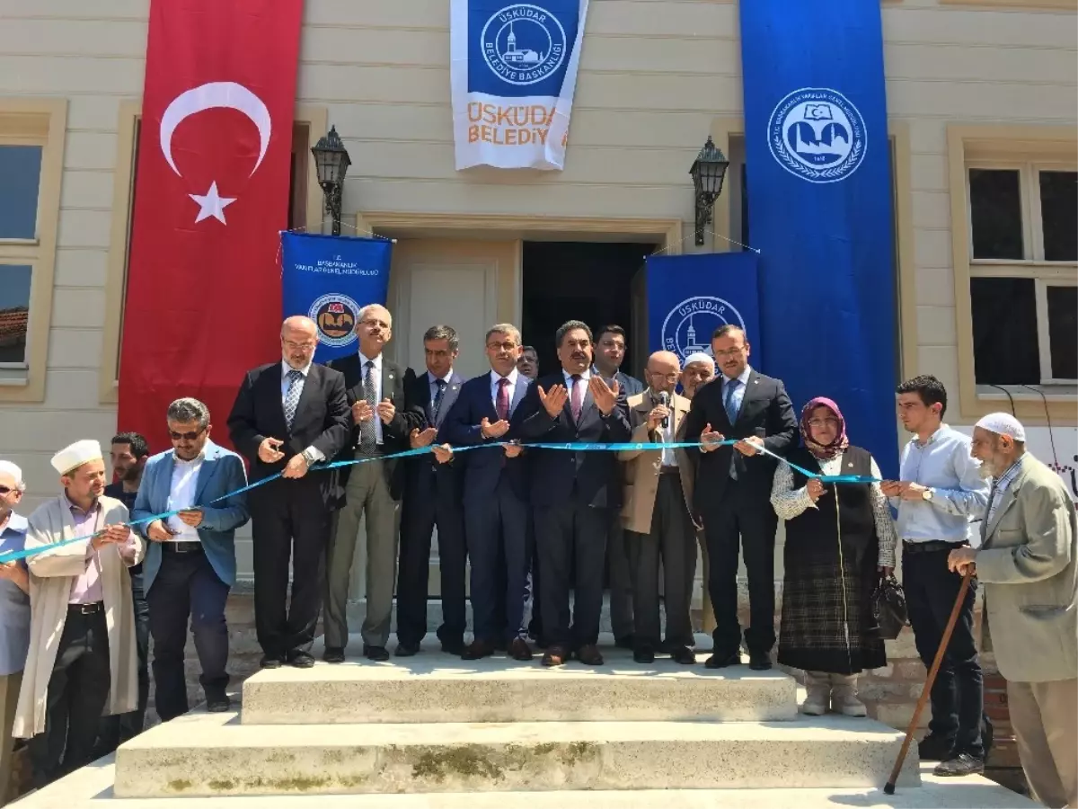 Kaptanpaşa Camii, Dualarla İbadete Açıldı