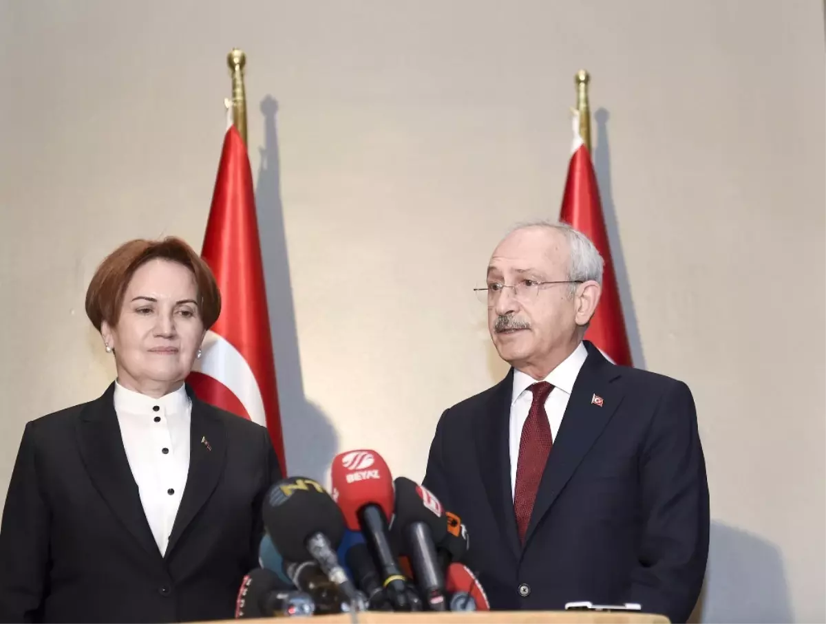 Kılıçdaroğlu, Meral Akşener\'le Bir Araya Geldi