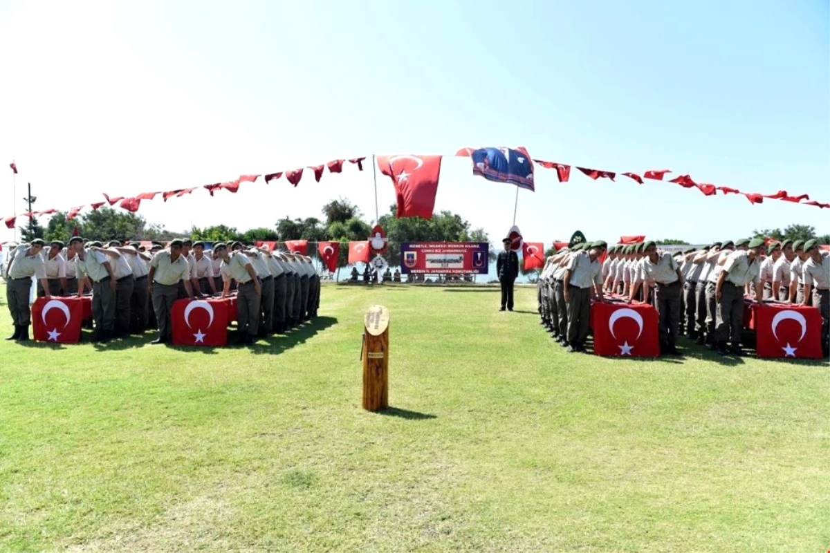 Kısa Dönem Erler, Yemin Ederek Yeni Görev Yerlerine Uğurlandı