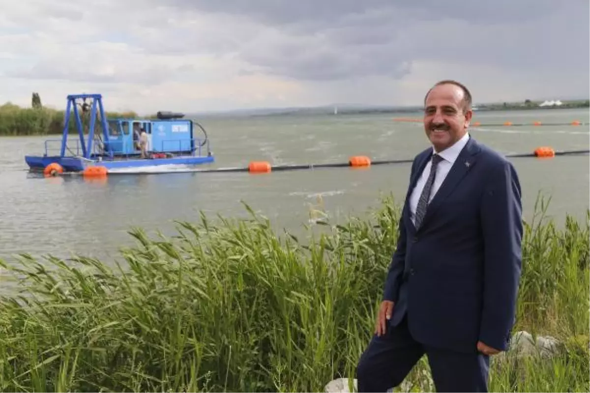 Mogan Gölü\'nün Temizliğine Uhdb Tarama Gemisiyle Başlandı