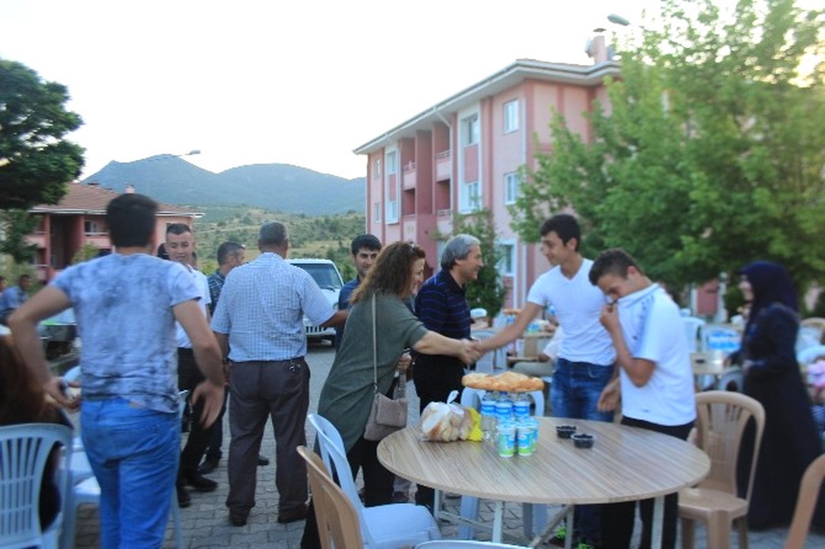 Osmaneli Belediyesinden Mahalle İftarları