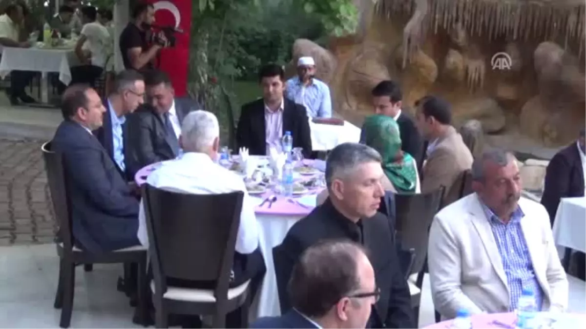 Şehit Aileleri ve Gazilere Iftar