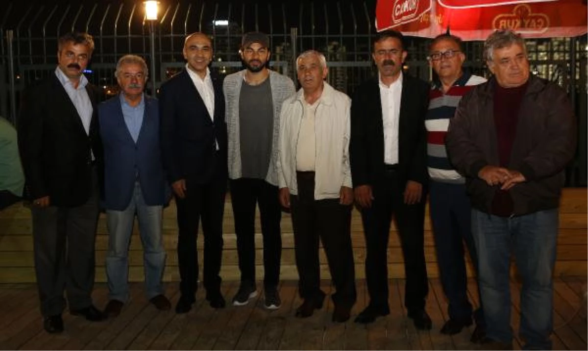 Selçuk İnan\'dan Osmaniye İstiklal Spor Kulübü\'ne Ziyaret