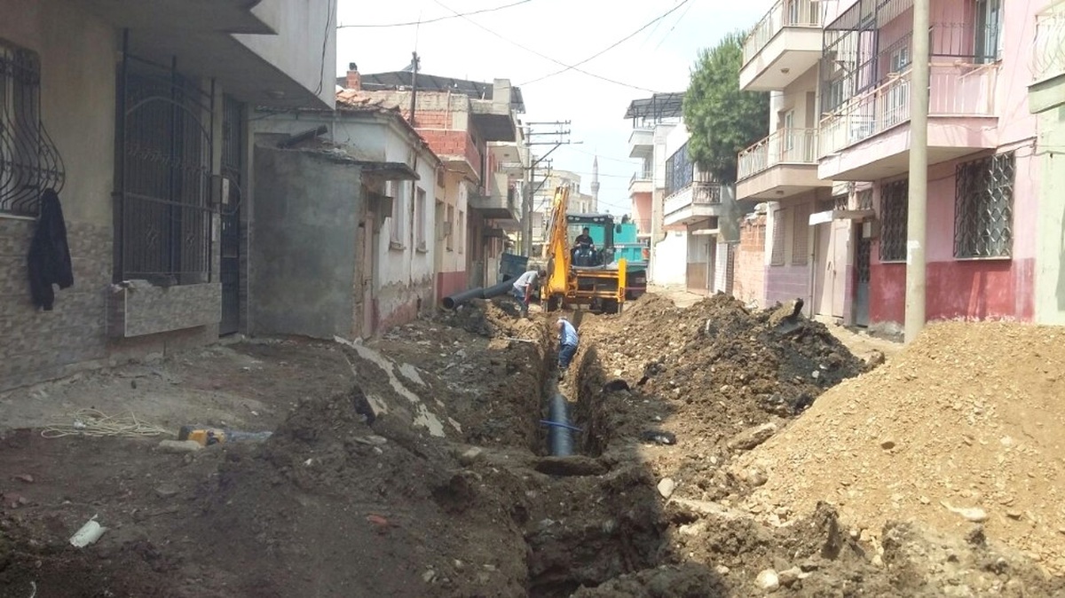 Turgutlu\'nun Sağlıksız Altyapılarına Yenileme