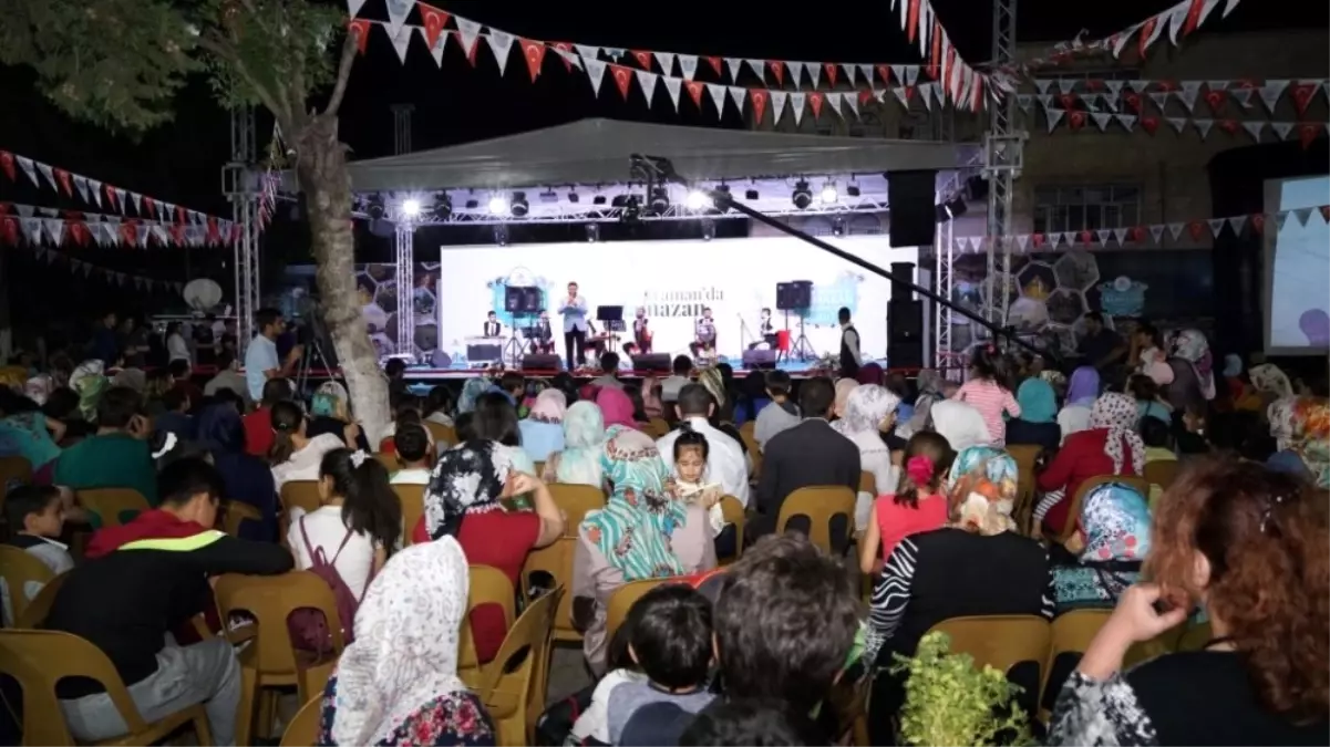 Uğur Demirci\'den Ezgi Ziyafeti