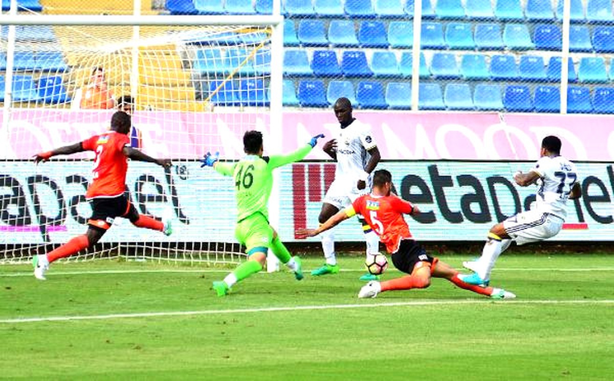 Adanaspor-Fenerbahçe: 1-3