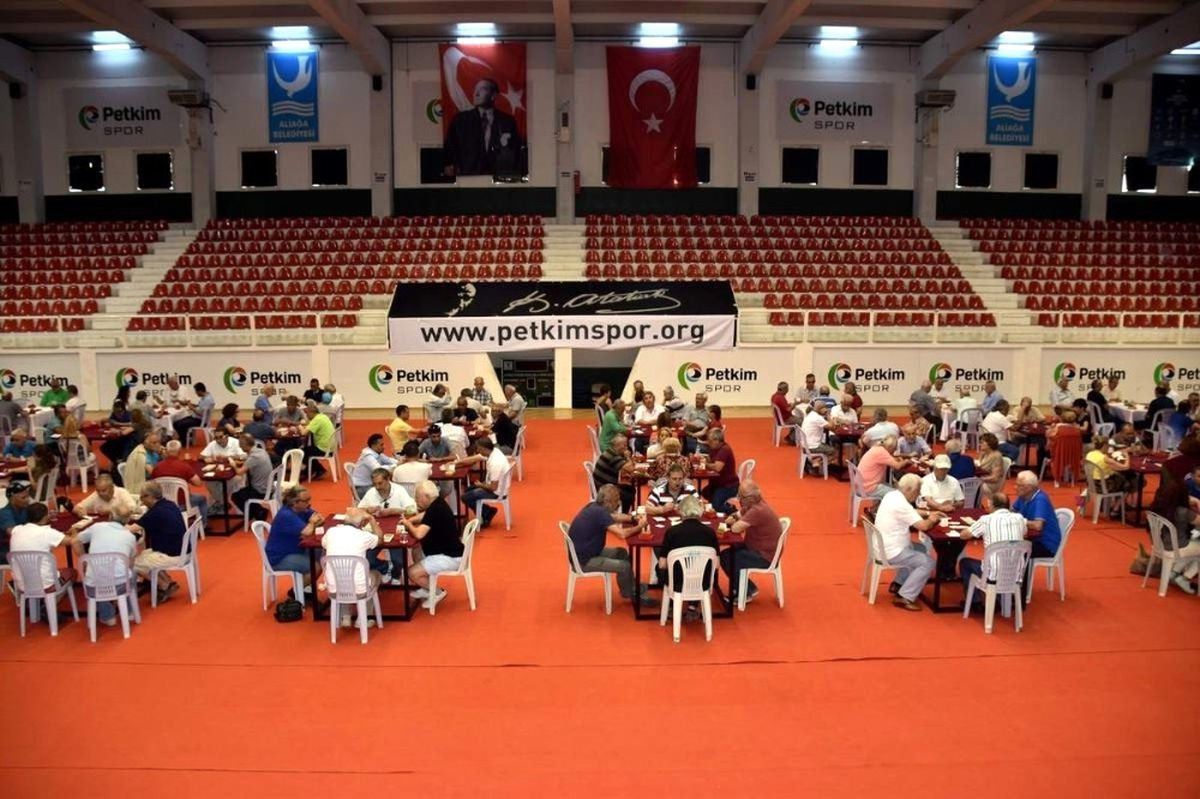 Aliağa\'da 4. Briç Buluşmaları Başladı