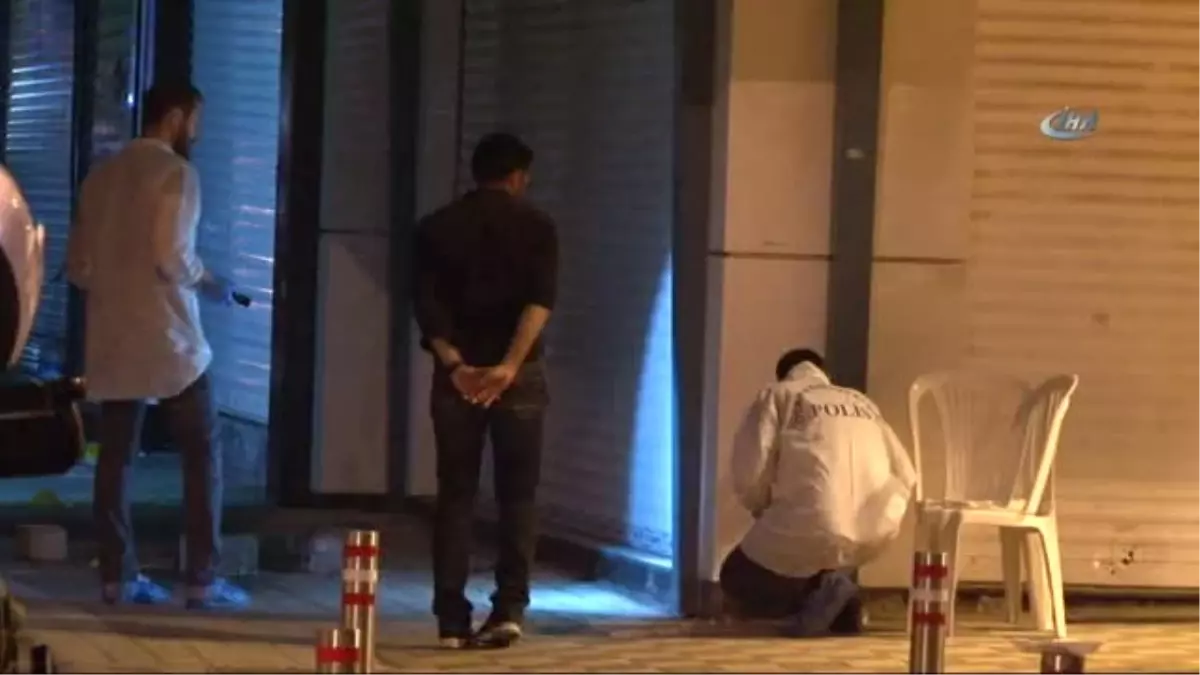 Araç İçerisinden Uzun Namlulu Silahla Mermi Yağdırdılar: 1 Ölü, 7 Yaralı